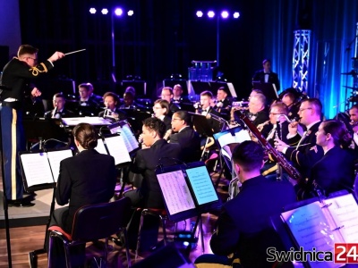 To nie był zwykły koncert świąteczny w Świdnicy. Amerykańscy żołnierze zagrali z rozmachem