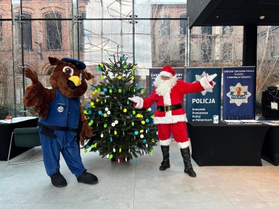 Charytatywny świąteczny koncert policji w Pawelanie zakończony sukcesem