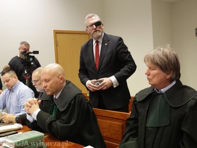 Proces Brauna to polityczna szopka reżimu Tuska?