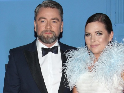 Nie zgadniecie, gdzie Kuba Badach i Ola Kwaśniewska trzymają choinkę. Co za pomysł!