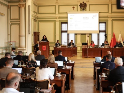Budżet Gdańska przyjęty. Więcej inwestycji, ale też rekordowy deficyt
