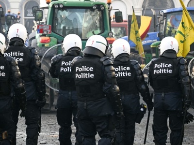 Starcia w Brukseli. Policja ruszyła przeciwko rolnikom, są poszkodowani