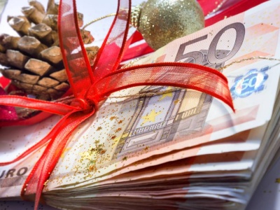 Prawnik ujawnia sztuczki szefów przy premiach świątecznych w Niemczech. Oto kiedy pracownicy mogą się bronić