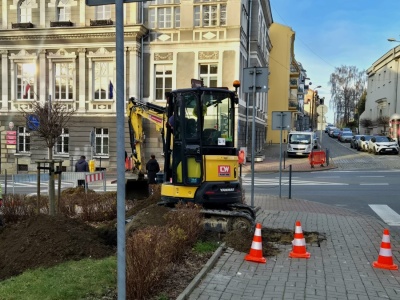 Stałe światła przy skrzyżowaniu ulic Mickiewicza i Legionów