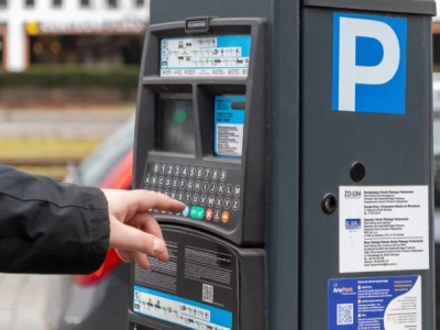 Na tym osiedlu ruszyły prace pod płatne miejsca parkingowe. W 33 lokalizacjach