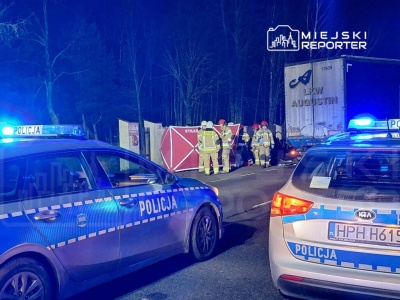 Śmiertelny wypadek na DK50. Nie żyje jeden z kierowców. Droga zablokowana