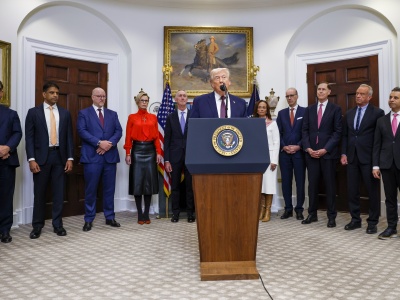 Donald Trump porozumiał się z dziewięcioma firmami farmaceutycznymi ws. obniżek cen leków