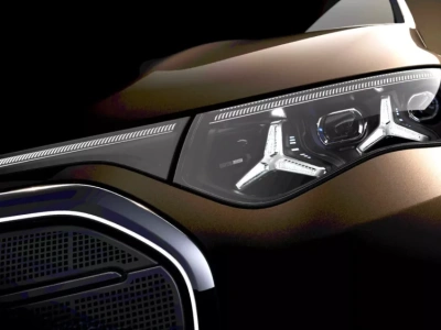 Mercedes kusi swoim nowym vanem. Znamy datę premiery VLE