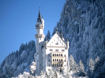 To miejsce stało się inspiracją dla Disneya. Zimą zamek Neuschwanstein wygląda magicznie