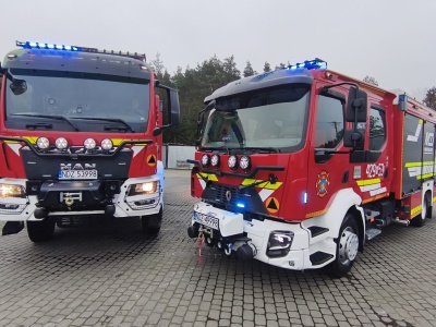 Historyczna chwila. Dwa nowe wozy dla OSP w Lidzbarku