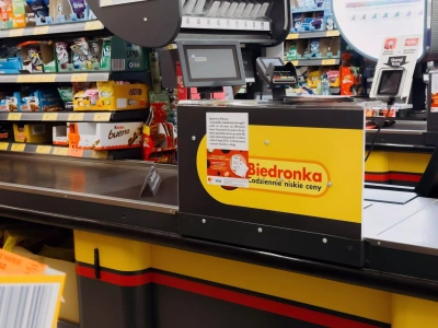 Biedronka będzie rozdawać pracownikom premie za najwyższą sprzedaż alkoholu