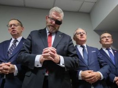 Sześć partii w Sejmie? Zaskakujący sondaż wyborczy