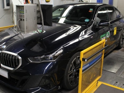 BMW serii 5 i X2 „tylko” na 2,5 gwiazdki w Green NCAP. Co naprawdę oznacza ten wynik?