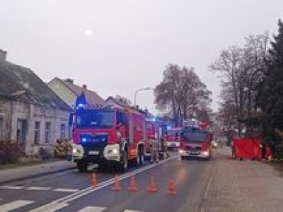 Tragiczny pożar domu w Wałczu! Jedna osoba nie żyje