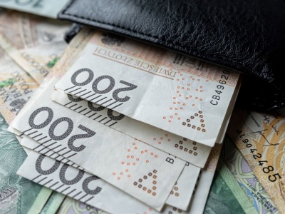 Rok 2026 zmieni wszystko. Rząd miesza w emeryturach. Tak chcą zatrzymać seniorów w pracy