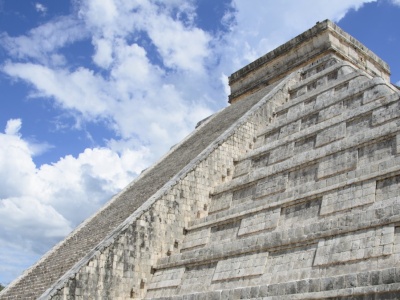 Prześwietlą najsławniejszą piramidę Majów. Chcą znaleźć ukryte 