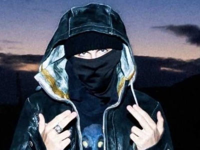 EsDeeKid – kim jest najbardziej tajemniczy raper 2025 roku