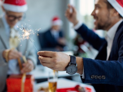 Szef dał prezent na Święta? Sprawdź, czy fiskus nie upomni się o podatek