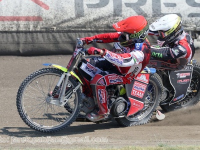 Żużel. Włókniarz miał go na oku! Wybrał… niższą ligę