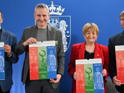Poznań: zaprezentowano Kalendarz Trzech Religii na 2026 rok