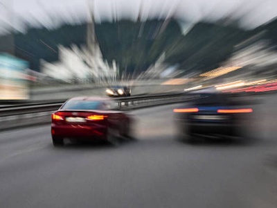 Już wiemy, czym są nielegalne wyścigi. Grozi za to więzienie