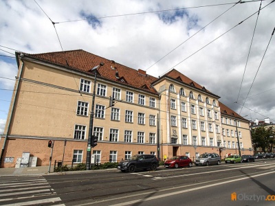 Atak 14-latka na nauczycielkę w SP nr 2 w Olsztynie. Policję powiadomiono po... dwóch dniach