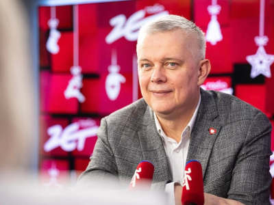 „Zarabiaj więcej, to święta nie będą drogie”. Siemoniak w roli ekonomicznego wujka dobra-rada