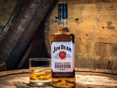 Ikoniczna gorzelnia whisky, producent bourbona Jim Beam, wstrzymuje działalność