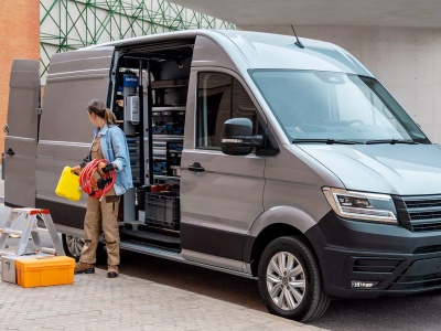 Warto skorzystać z nowoczesnych form finansowania aut dostawczych