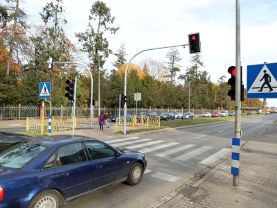 Nie każdy wie, że na przejściu dla pieszych można wyprzedzać. Policja mówi o jednym wyjątku