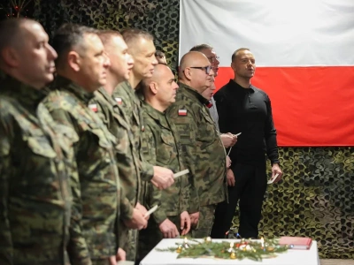 Prezydent spotkał się z żołnierzami i funkcjonariuszami SG na granicy