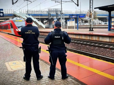 Straż Ochrony Kolei szuka pracowników. Można zarobić nawet 8 tysięcy