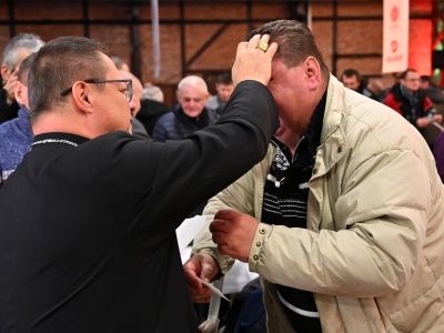 Kard. Ryś do ubogich i samotnych: Jezus wybiera was, nie pałace (Galeria)