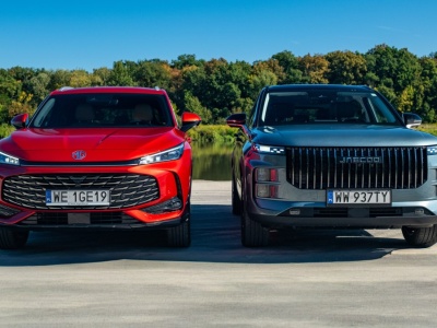 Polacy kupują coraz więcej aut na prąd. Nie tak miało to wyglądać