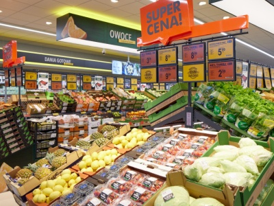 Handel bez mężczyzn. Praca przy kasie w Biedronce oczami kobiet z pierwszej linii