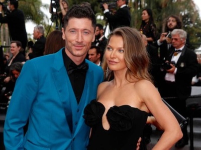 Świąteczne zdjęcie rodziny Lewandowskich. 