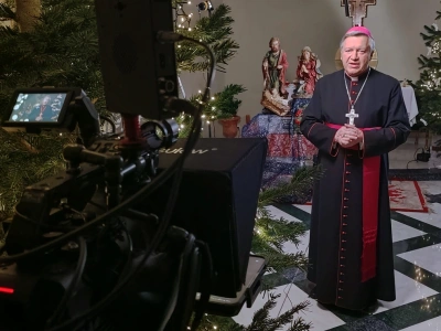 Abp Józef Kupny: Boże Narodzenie spełnia się w duchu życzliwości i wyciągniętych do siebie rąk