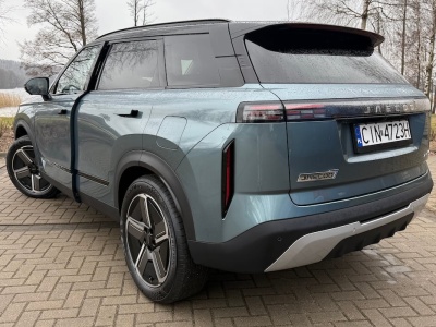 Toyota patrzy z niepokojem. Jaecoo w 2026 roku wypuści SUV-a, który może zagrozić jej bestsellerom