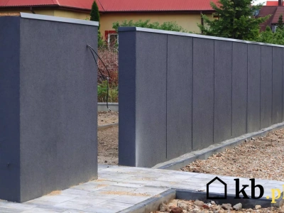 Chciał tylko ogrodzić działkę. Teraz grożą mu dziesiątki tysięcy złotych kary