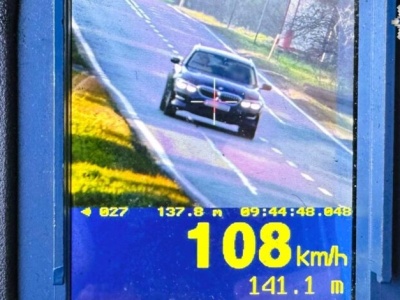 1500 złotych mandatu, 13 punktów karnych i zatrzymane prawo jazdy