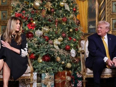 Zdjęcia Melani Trump i jej męża obiegły sieć. Tak spędzili święta