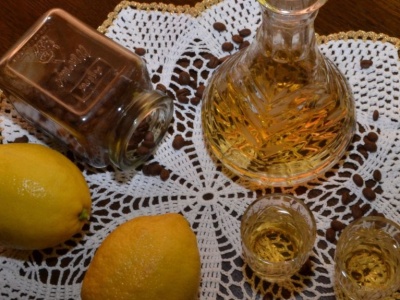 Domowe nalewki – szybkie, rozgrzewające, smaczne… i na zdrowie!