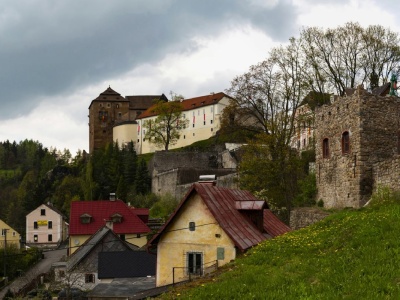 Przez 40 lat leżał pod podłogą. Skarb miał trafić za granicę, ale coś poszło nie tak