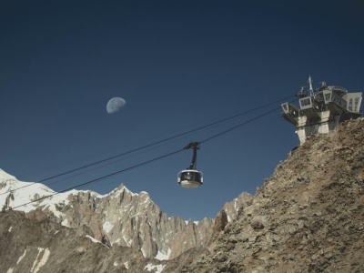 Kolejki linowe w Europie. Przewodnik po niesamowitych podniebnych trasach