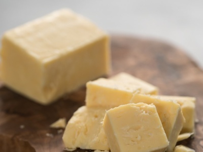 Przez 25 lat jedli sery i śmietanę. Wyniki zaskoczyły nawet naukowców