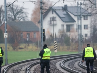 Uszkodzone szyny w Opolskiem, poinformowano ABW. Komunikat policji