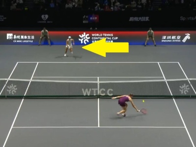 Zakończenie seta z pompą. W roli głównej Iga Świątek