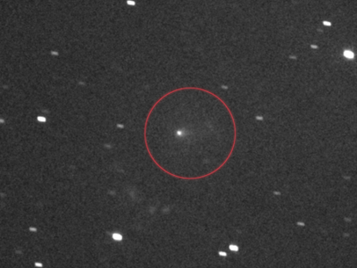 Kometa 3I/ATLAS ma warkocz jak wydech rakiety. Avi Loeb odkrył nowe anomalie