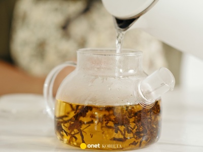 Pij to dwa razy dziennie. Podkręcisz metabolizm i zapomnisz o zmarszczkach