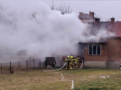 Makabryczne znalezisko w budynku objętym ogniem. Kolejny tragiczny pożar